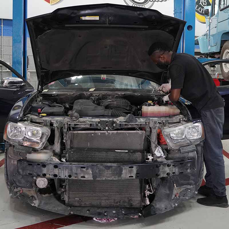 Autobody Technicians in Dubai