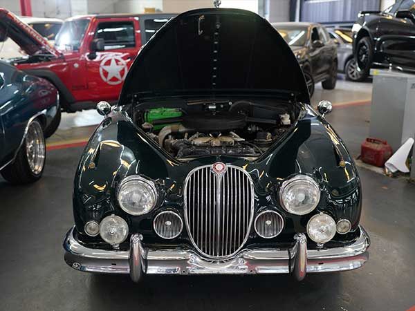 Class-Car-Fuel-Pump-Repair-Dubai