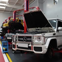 Mercedes-Tyre-Change-Dubai-250x250