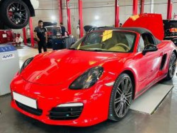 Porsche-Coating-and-Brakes-Service-Dubai-250x250