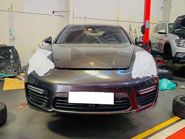 Porsche-Suspension-Struts-Repair-600x450