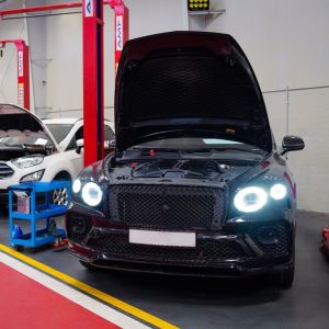 Car AC Gas Top-Up Service in Dubai-min